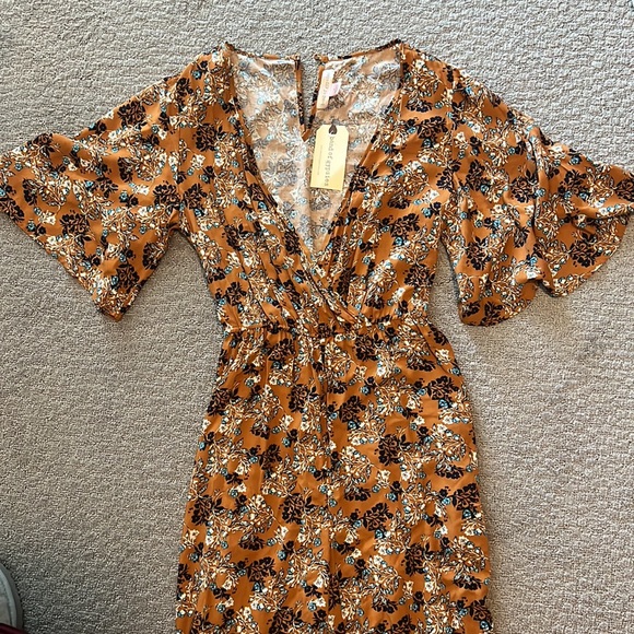 Floral Fall Romper Jumpsuit. New with tags! - Picture 2 of 4